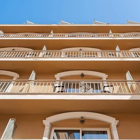 Agur פואנגירולה